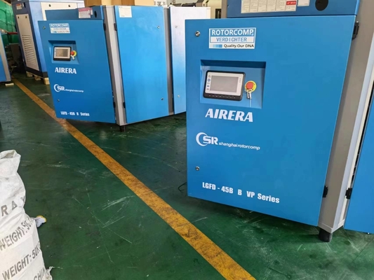 Compressore di aria a vite raffreddato ad aria direttamente in linea / Star Delta