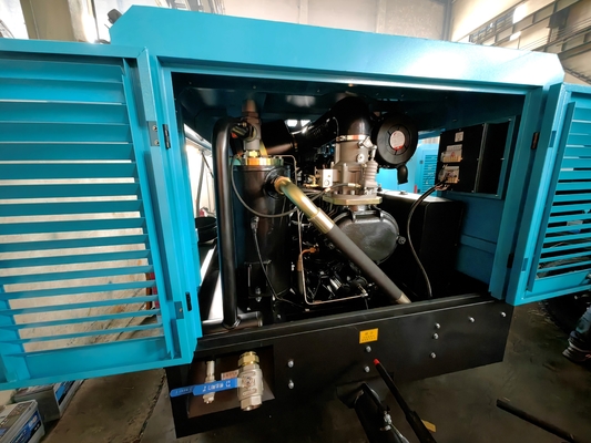 Cummins 210-260HP Compressore a vite diesel raffreddamento aria / acqua certificato CE / ISO9001